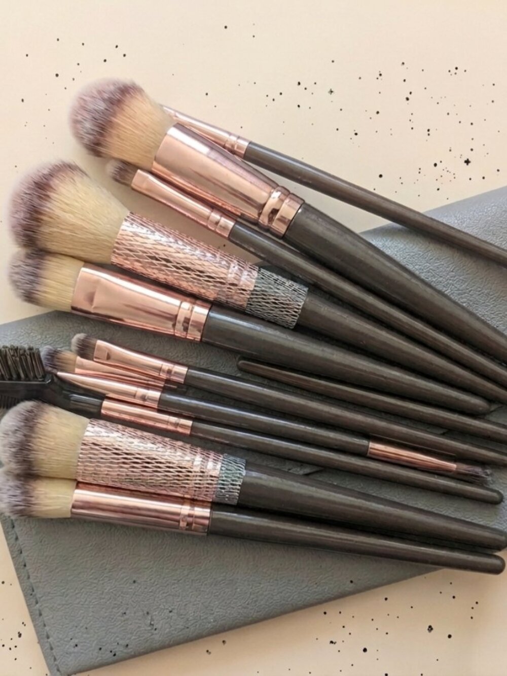 Makeup Brush Set w/ Gray Pouch | Rose Gold Cosmetic Brushes